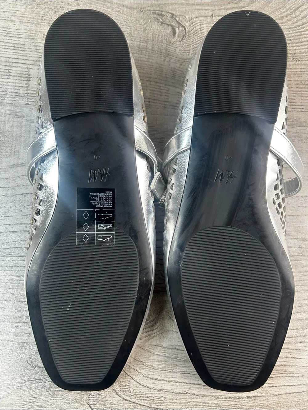 H&M Silver Metallic Mesh Mary Jane Ballet Flats Women’s Size 9 (40) Shoes